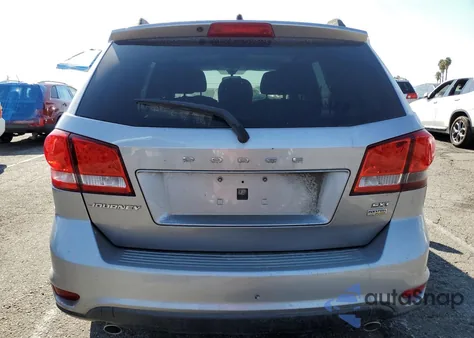 2016 Dodge Journey Sxt z USA, uszkodzony, nr VIN 3C4PDCBG2GT157430